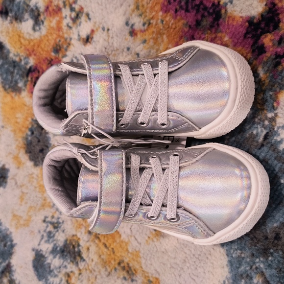 NWT Toddler Sneakers - Picture 6 of 8